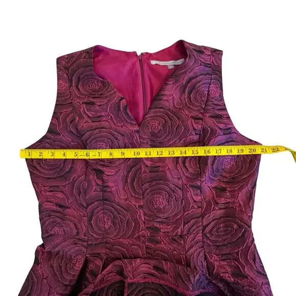 Luxe by Carmen Marc Valvo Magenta Rosette Brocade Dress Size 14 - Picture 5 of 8
